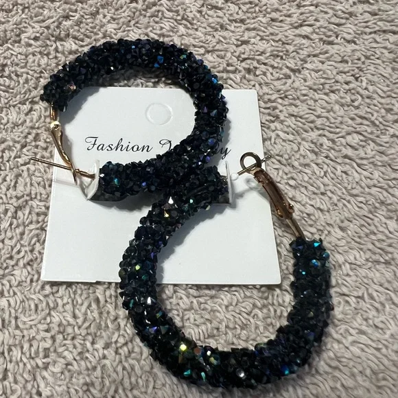 NWOT Black Sparkly Hoop Earrings - Picture 3 of 3